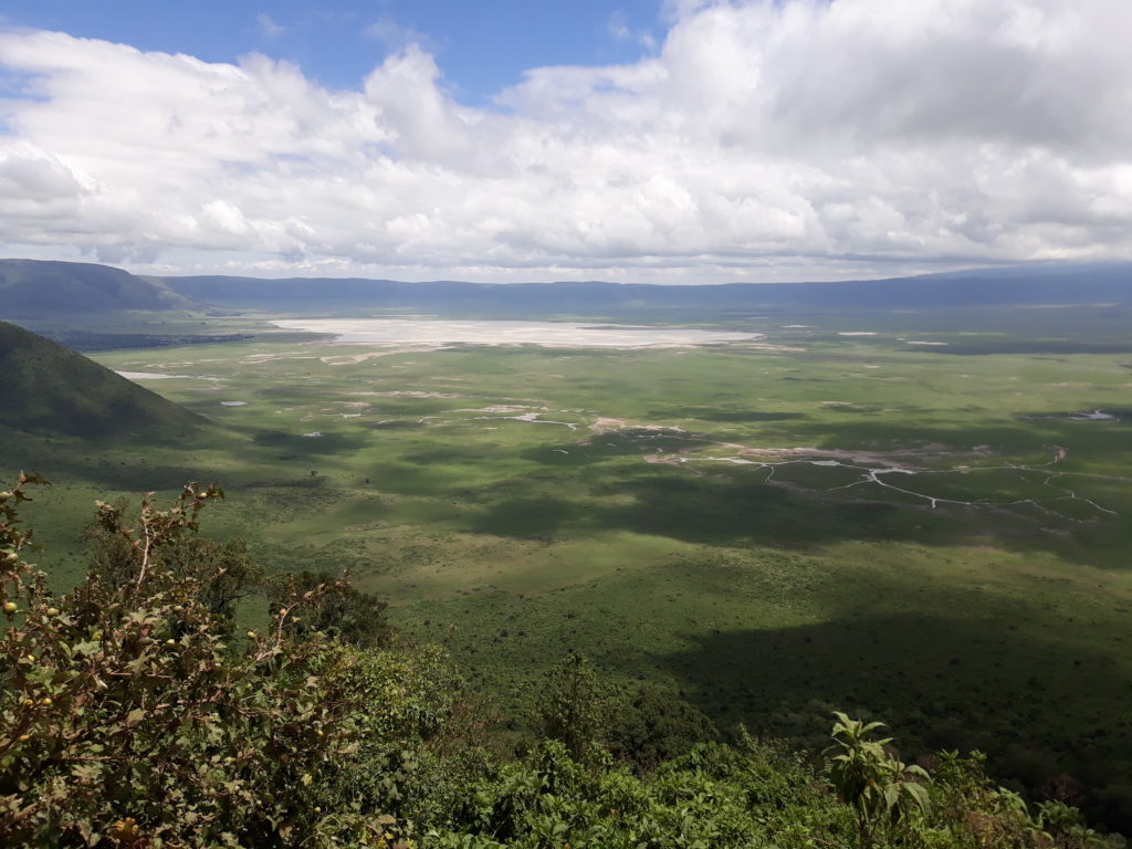 Příjezd do Ngorongoro a první setkání s Masaji